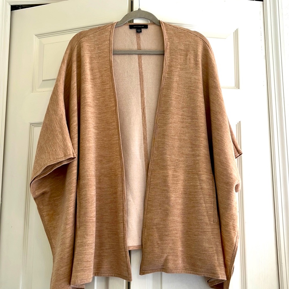 Ann Taylor open swing topper camel XS